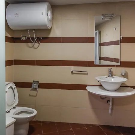 Buff Ostello Tirana
